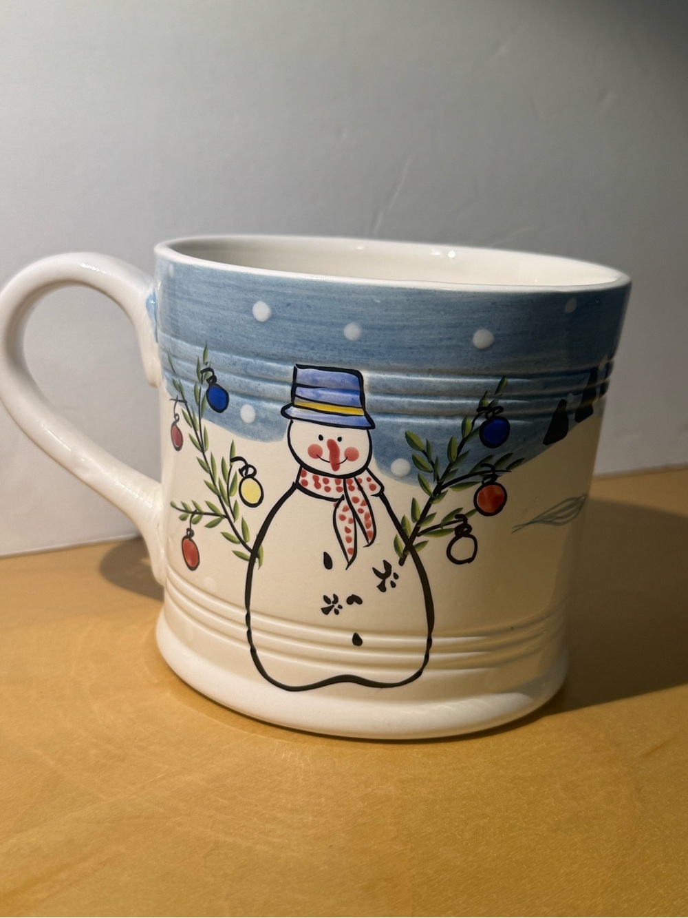 Bath & Body Works White XL Ceramic Snowman Holiday Mug Vintage 1997
